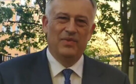 Глава Ленобласти Александр Дрозденко высоко оценил томограф российской разработки