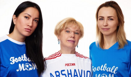 Главный тренер ЖФК «Зенит» выбрала самую спортивную маму России