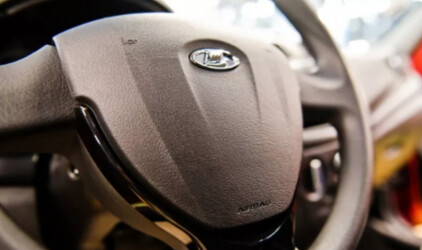 АВТОВАЗ начал выпускать LADA GRANTA с подушками безопасности