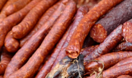 В Ленобласти подорожали колбасные и мясные изделия