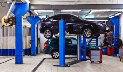 В Ленобласти депутаты потратят на автомобили 198 млн рублей