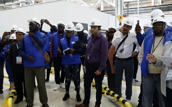 Завод «Измерон» посетили представители СМИ и эксперты из стран Африки
