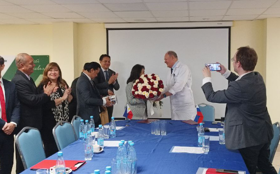 Онкологический центр имени Н.П. Напалкова посетила делегация из Филиппин