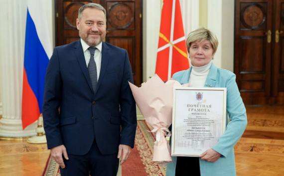 Законодательное собрание Санкт-Петербурга вручило награду ректору СПбГЛТУ