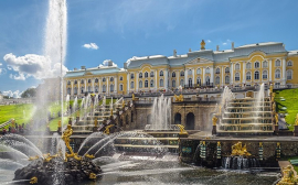 Верхний сад Петергофа отреставрируют за 1 млрд рублей