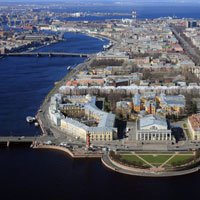 Как исполняются «майские» Указы» в Петербурге