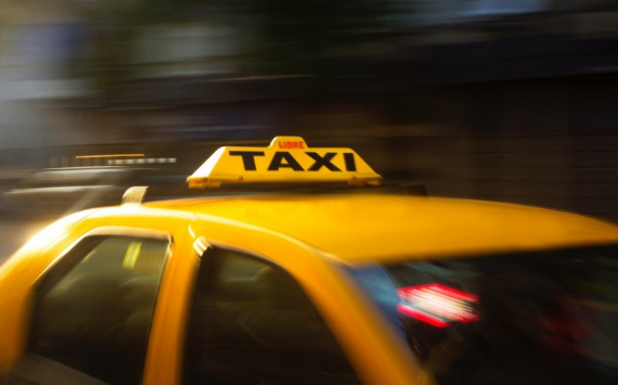 В Санкт-Петербурге рынок такси рухнул на 30% из-за коронавируса
