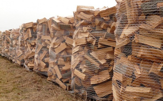 Компания «Дровница» снабдит недорогими дровами Санкт-Петербург и Ленобласть