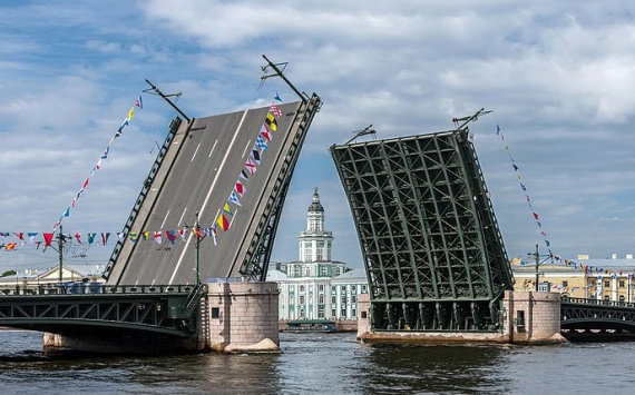 Санкт-Петербург потратит на свое развитие 323 млрд рублей