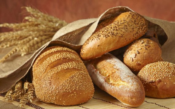 Дворкович опроверг возможную нехватку хлеба в Петербурге
