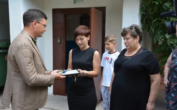 Александр Дрозденко осмотрел в Волхове три жилых дома, построенных по программе переселения