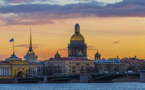 Власти, эксперты и бизнесмены обсудили развитие Ленинградской области